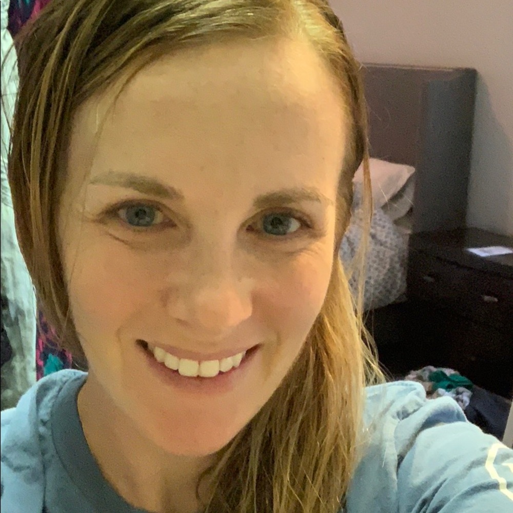 Meet your Posher, Jillian